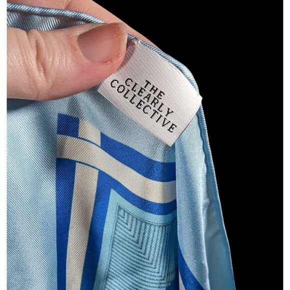 The Clearly Collection Morningside Heights Alma Matter Silk Scarf - Picture 3 of 6